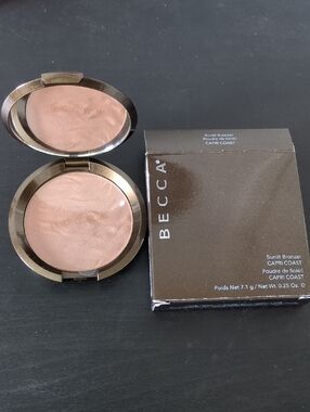 Becca Bronzer